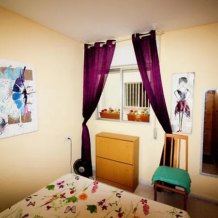 Apartamento Large Terrace Two Blocks From The