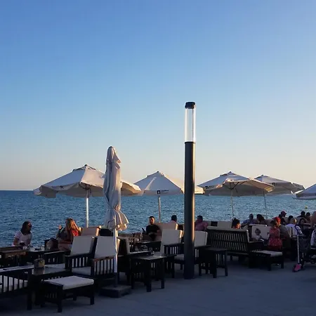 Διαμέρισμα Large Terrace Two Blocks From The Τορεβιέχα