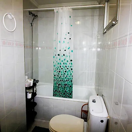 Large Terrace Two Blocks From The Διαμέρισμα